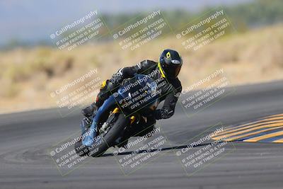 media/Nov-06-2023-Moto Forza (Mon) [[ce023d0744]]/3-Intermediate Group/Session 3 (Turn 16)/